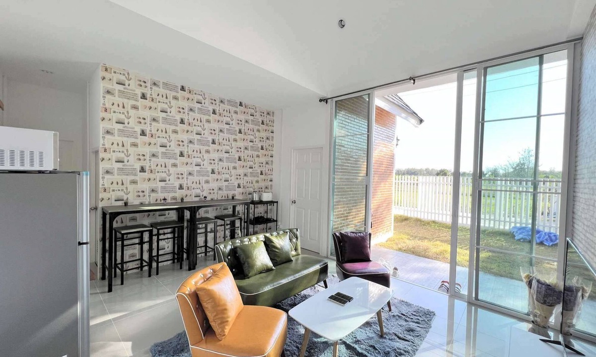 San Pa Thong House | Homerent @ Sariam Lake Chiang Mai