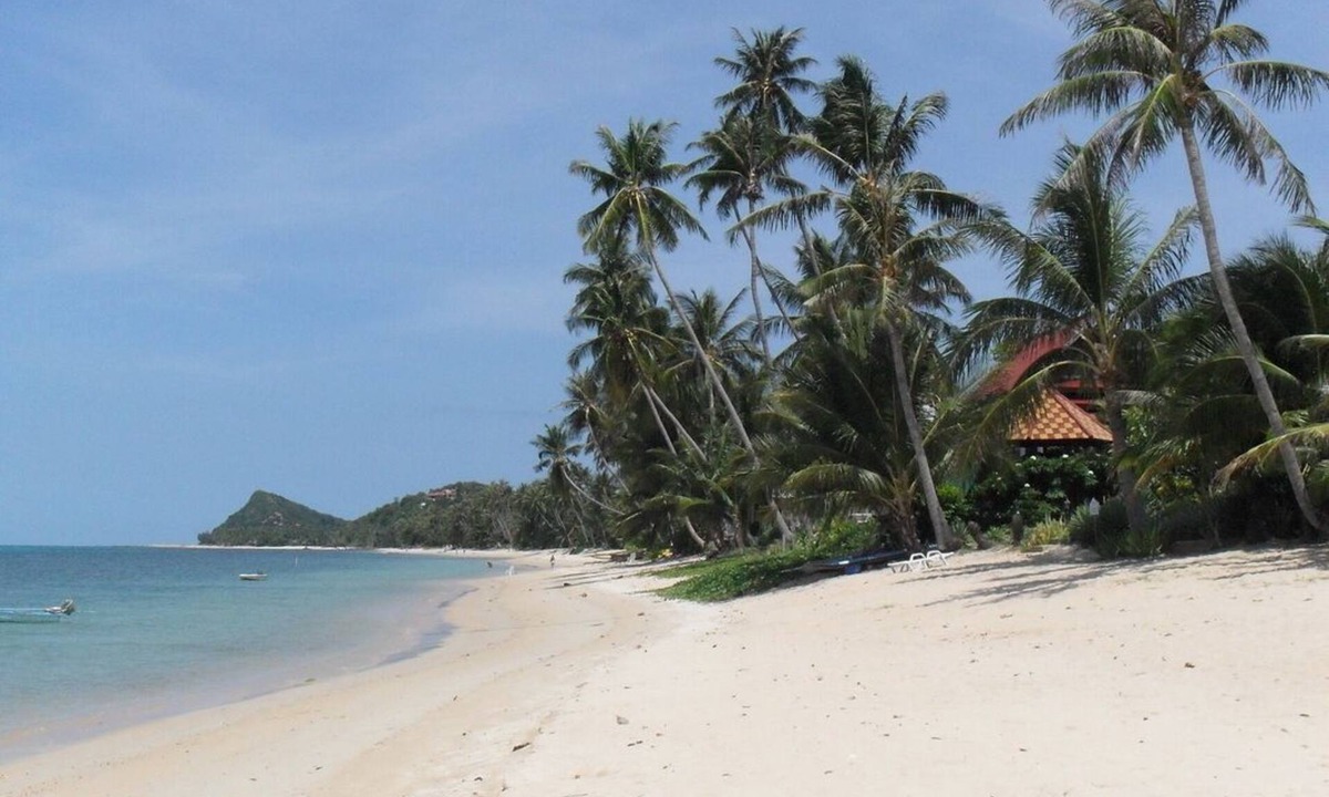 Bang Po House | Ideal 4 Bedrom Villa with Private Pool on Beachside Complex