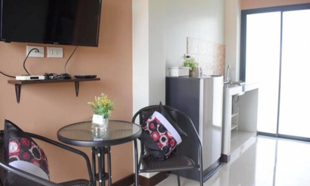 Bang Tao Hotel | Isayarada Apartment