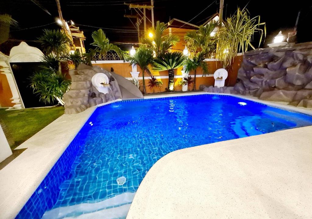 South Pattaya Villa | IZZYLAND Luxury Pool Villa Pattaya Walking Street