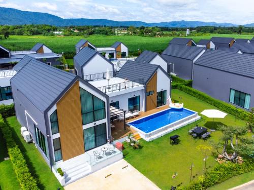 Pong Ta Long Villa | Khaoyai KYLD Artist Village K08