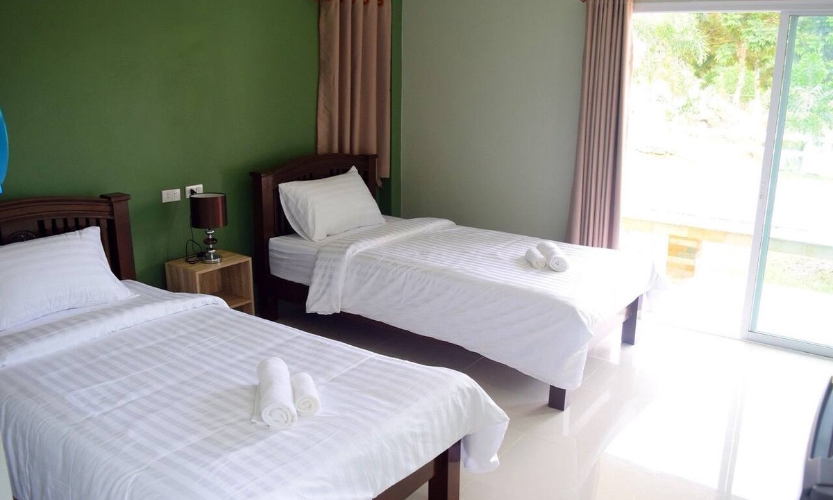 Tha Mai Hotel | Khowbuysi View Resort