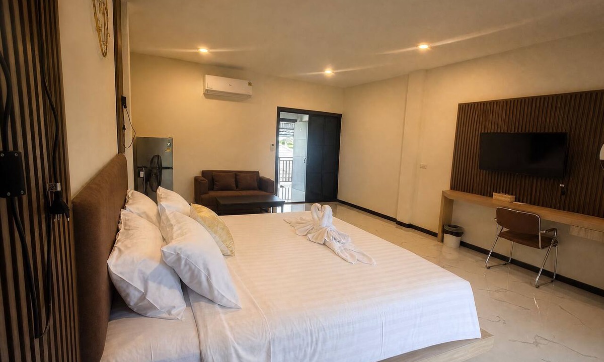 Bang Tao Apartment | King Room in the Heart of Central Bang Tao Live Work Connect