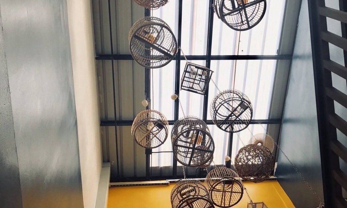 Silom Hostel | Kinnon Deluxe Hostel Coworking Cafe