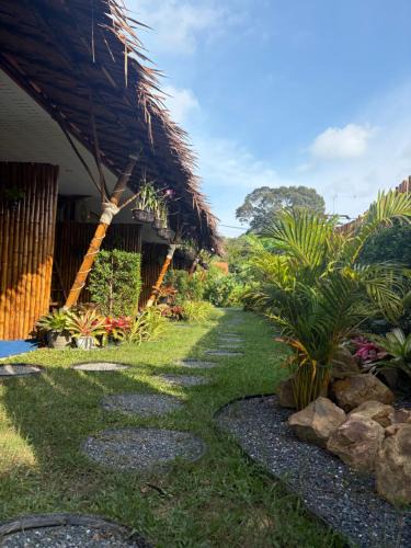 Ko Lanta Resort | Lanta Feelgood Long beach resort