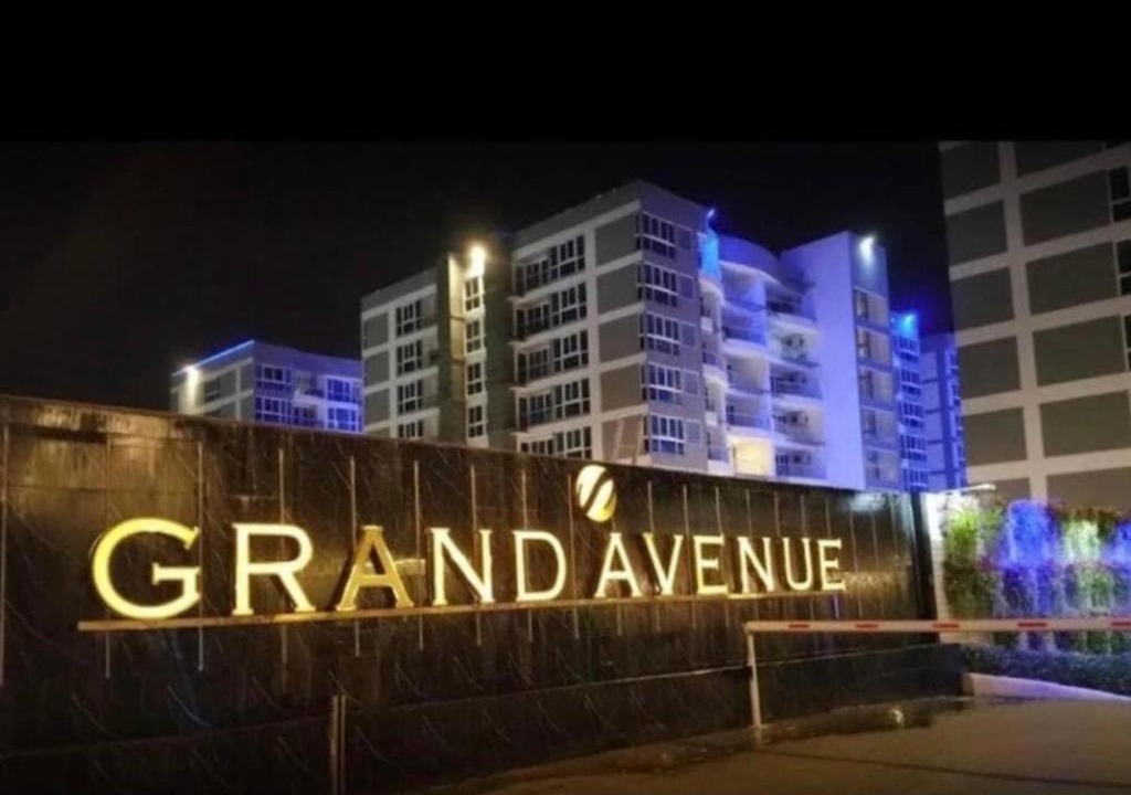 Central Pattaya Apartment | Large Deluxe Condo 5 Grand Avenue Central Pattaya