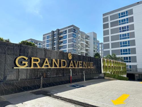 Central Pattaya Apartment | Large Ground Floor Condo, Grand Avenue, Central Pattaya