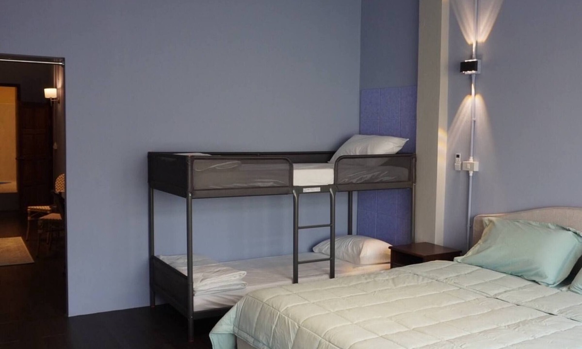 Wang Burapha Phirom House | Large Room near Grand Palace