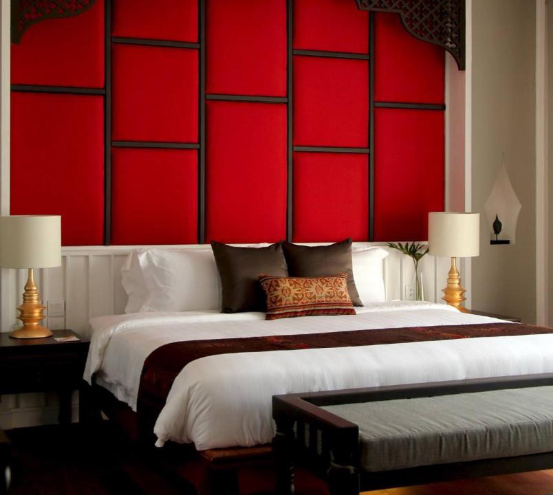 Luang Prabang Resort | Le Palais Juliana Experience tradition on us Book 2 nights and get a free morning alms-giving session