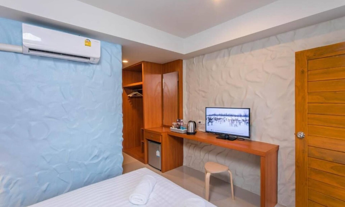 Khuekkhak Hotel | Lightplus Khao Lak