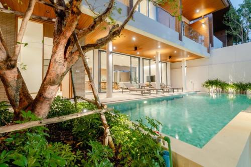Ban Saiyuan Villa | Liva Villa - 10 Mins to Nai Harn & Rawai Beach