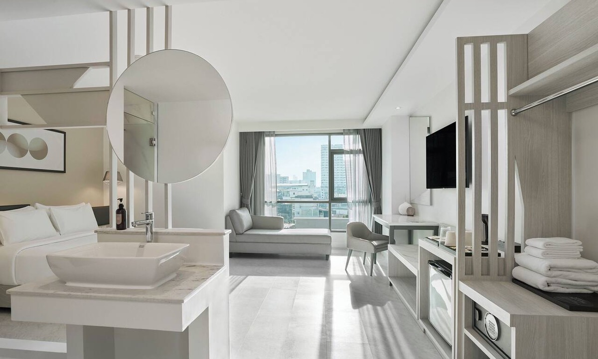 Ratchathewi Hotel | Livable Hotel Bangkok