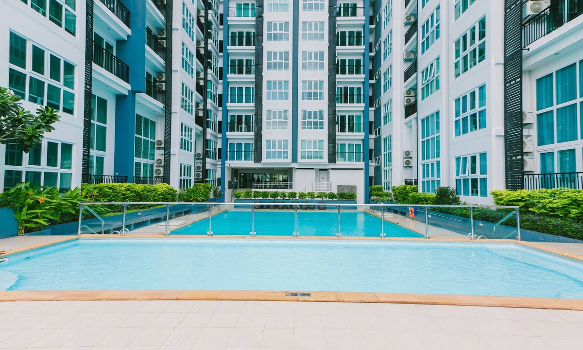 Chiang Mai Apartment | Locals ChiangMai Central Airport Plaza