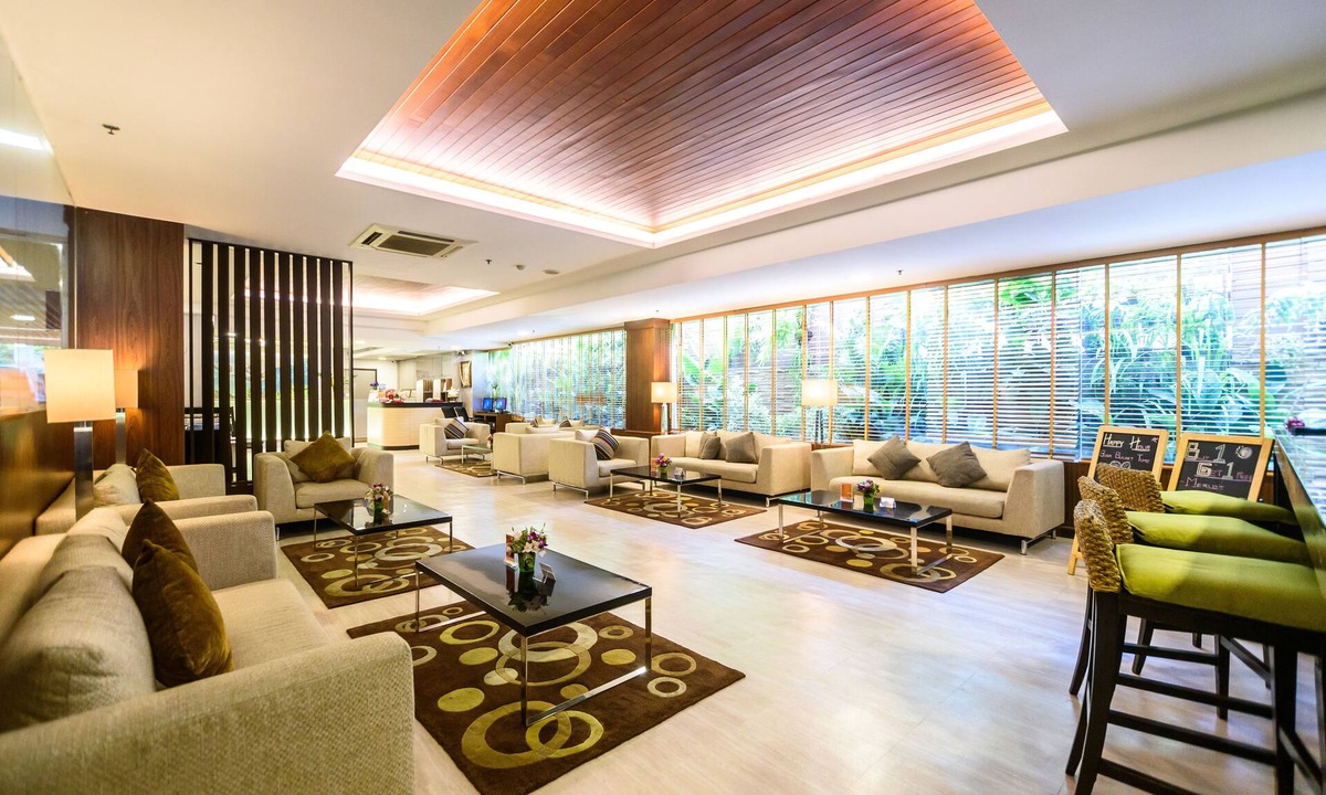 Ploenchit Hotel | Lohas Residences Sukhumvit