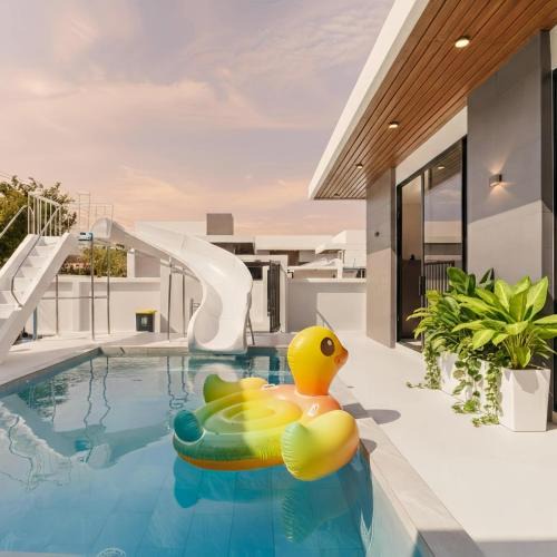 Hat Yai Apartment | Luca Pool Villa