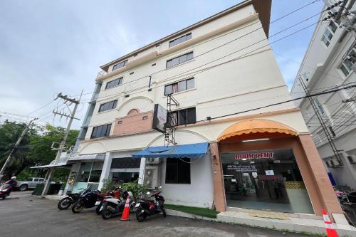 Pattaya Bay Hotel | Lucky Inn Suite Pattaya