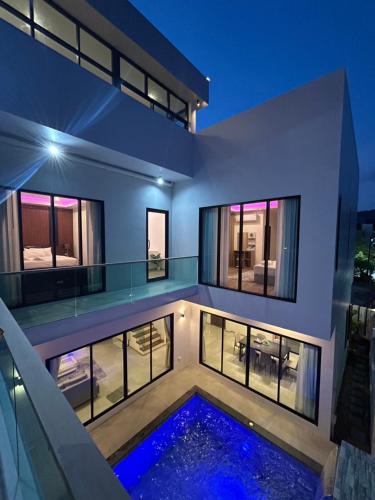 Kamala Villa | Luxury 4BR Private Pool Villa Sunset Rooftop