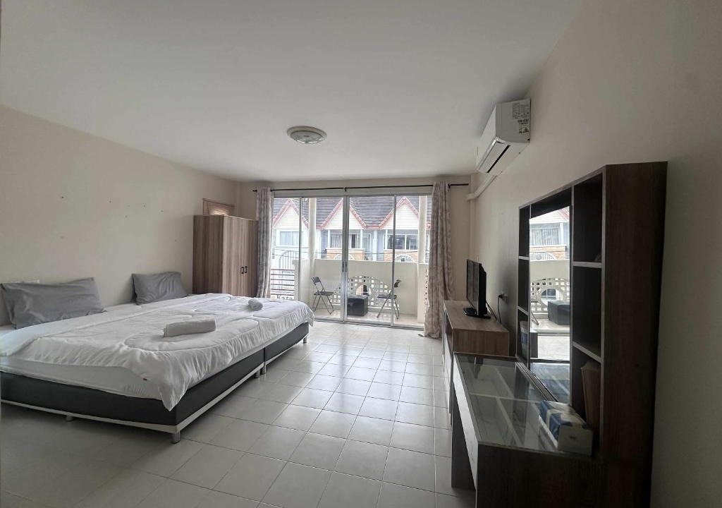 Kata Apartment | M&M Kata Beach
