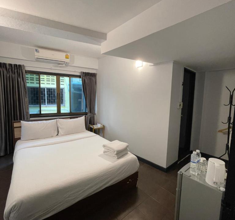 Pattaya Bay Hotel | Maland House Hostel - Pattaya soi 14 Saisong Road