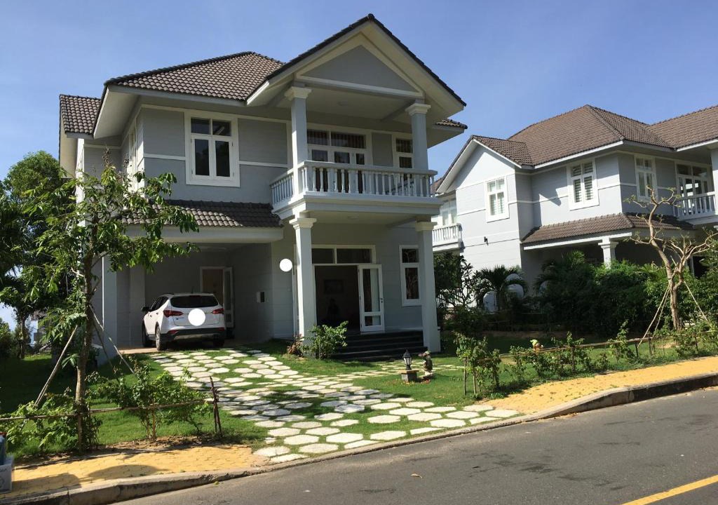 Phu Hai Beach Villa | Mango Villa