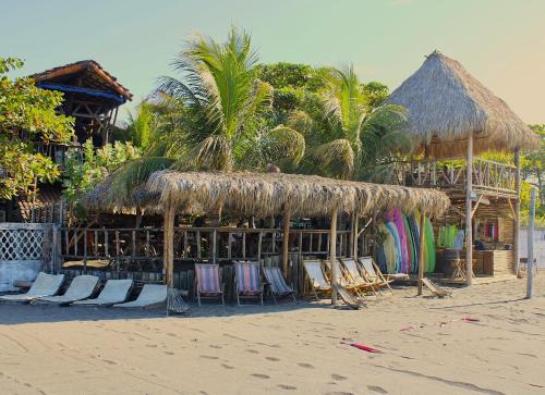 Las Penitas Hostel | Mano a Mano Eco Hostal