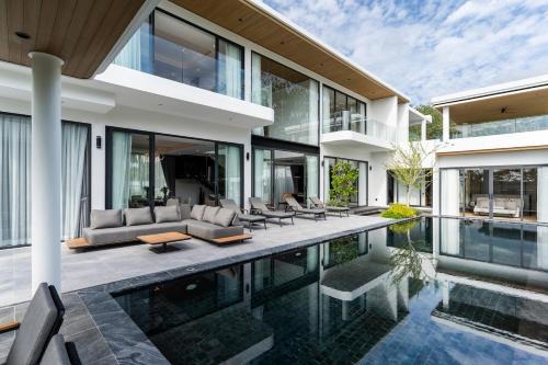 Si Sunthon Villa | Menara Luxury 4 Bedroom Private Pool Villa BangTao