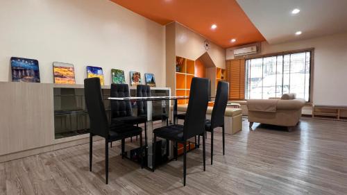 Rangsit Apartment | Modern House near Don Muang Airport, near SRT Rangsit & Future Park Rangsit