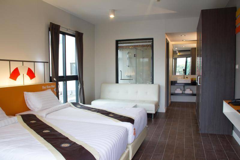 Maha Phruttharam House | Motel ∙ 8 guests