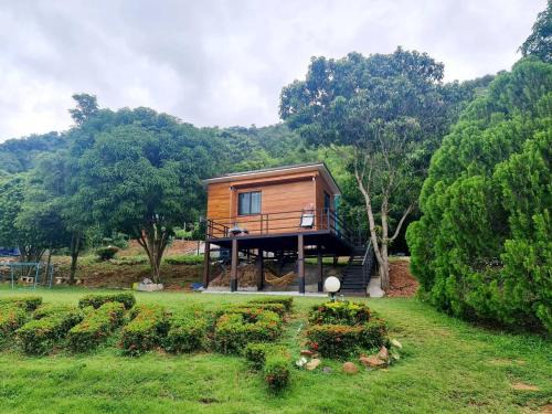 Phetchaburi House | Mountain Front Hut For 2 Rare Birds, Bikes, nature