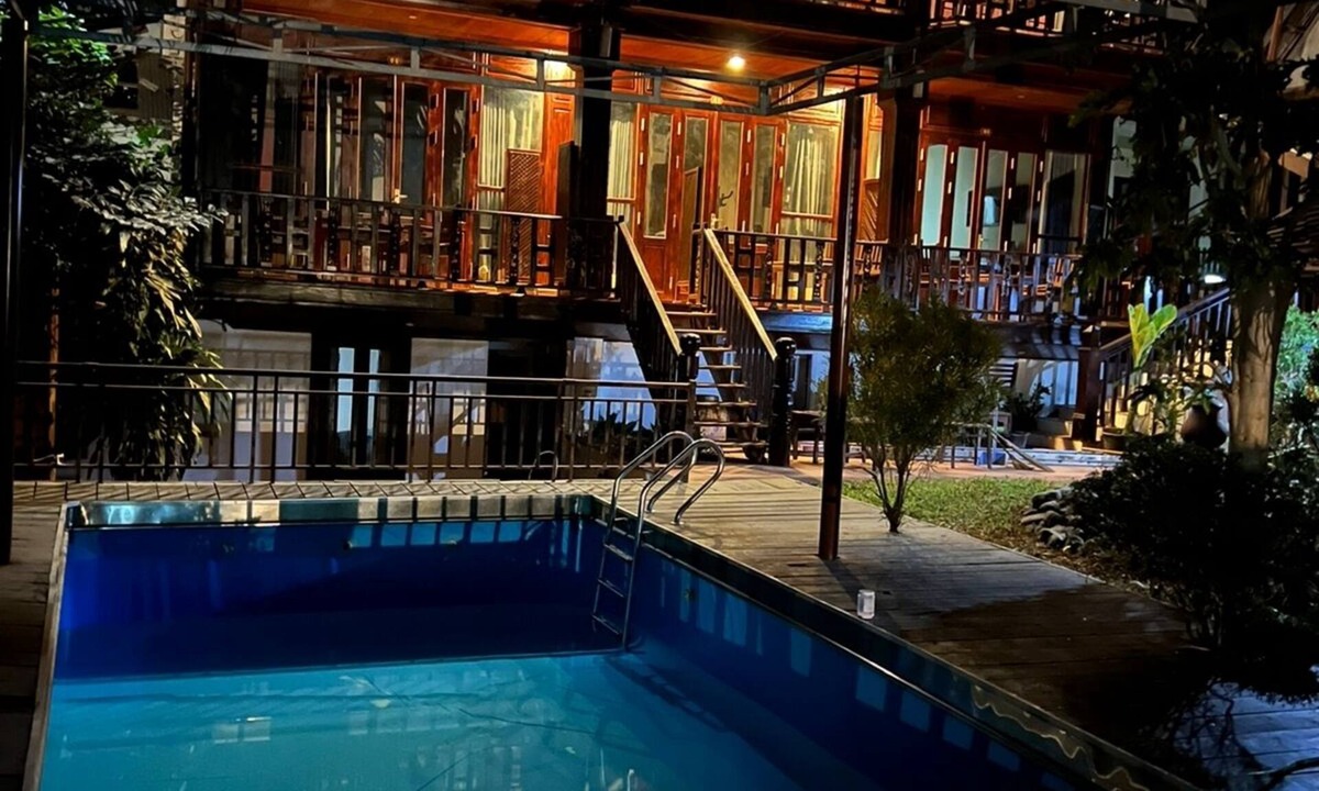 Luang Prabang Hotel | Namkhan River View