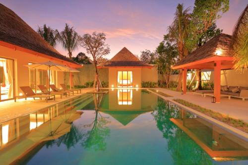 Thep Kasattri Villa | New luxury villa with maid Anchan Tropicana