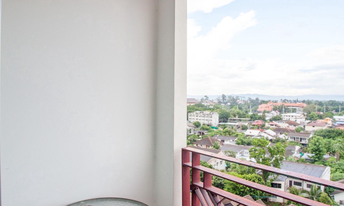 Chang Khlan Apartment | Night Bazaar Road - 40 Sqm - 10th Floor - Work-From-Home w/Fully Fitted Kitchen