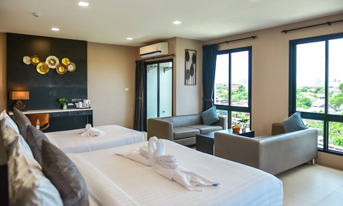 Arun Amarin Hotel | NORN Rimklong Bangkok Hotel
