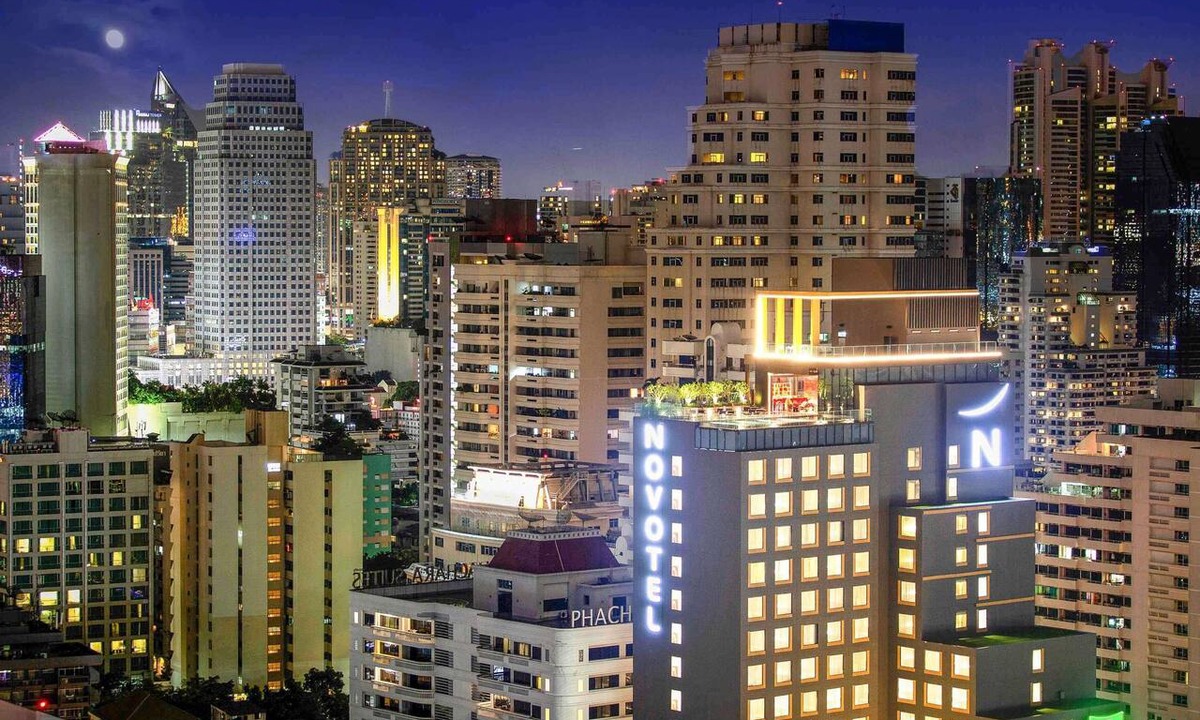 Nana Hotel | Novotel Bangkok Sukhumvit 4