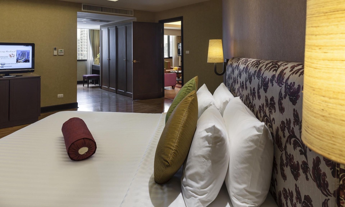 Asoke Apartment | One Bedroom Grand Suite Apartment in the city center (G4)