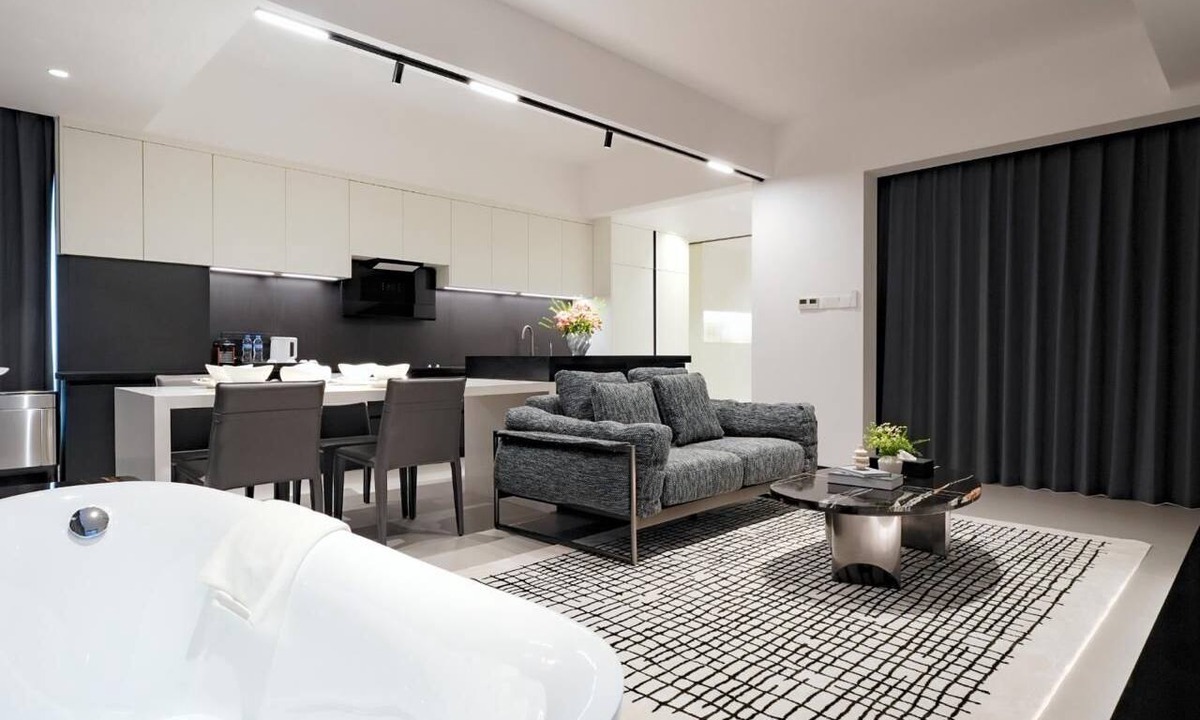 Vientiane Hotel | One Riviera Hotel and Residences