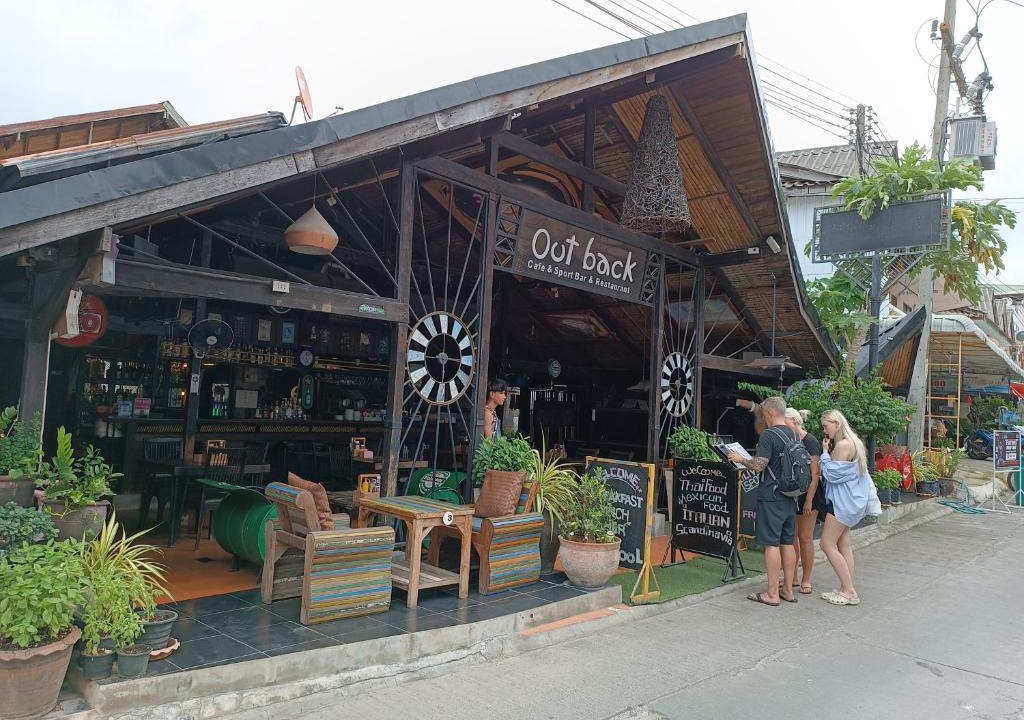 Haad Rin Hostel | Outback1990
