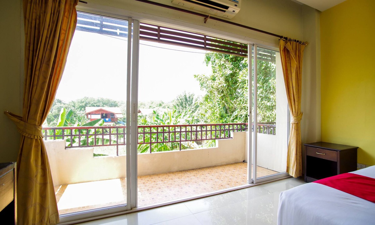 Ayutthaya Hotel | OYO 384 Ban Sabaidee