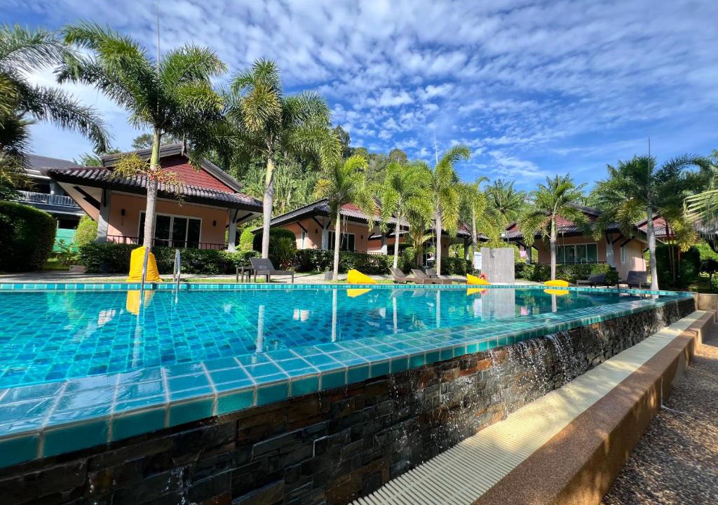 Krabi Resort | Palm Kiri Aonang Resort