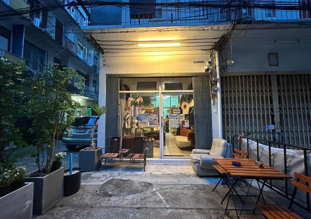 Bang Khun Phrom House | PAMA'Pranakorn Guesthouse