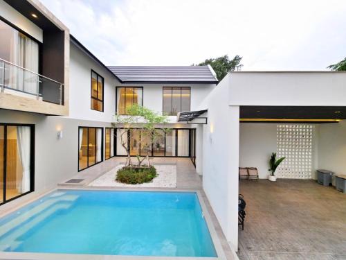 Chiang Mai Villa | Pao PoolVilla Muji style 400sqm Near central fest