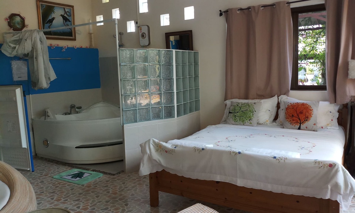 Ban Chang Hotel | Penny's Home Stay Resort