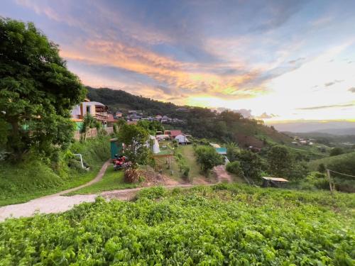 Mae Rim Resort | Phu Fahsai Homestay