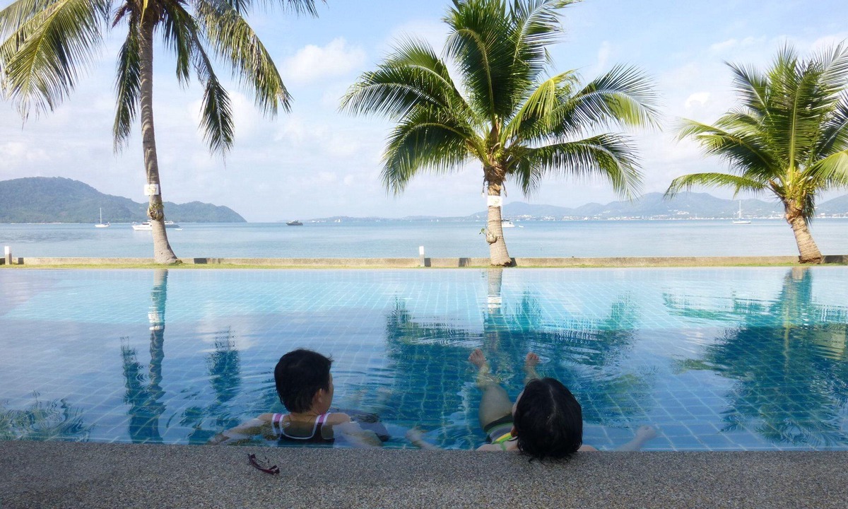 Wichit Condo | Phuket Cape Panwa Beachfront Seaview Holiday Vacation Condominium Accomodation