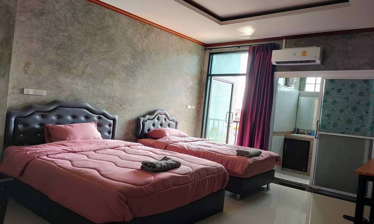 Sikhio Hotel | Pingpong Place