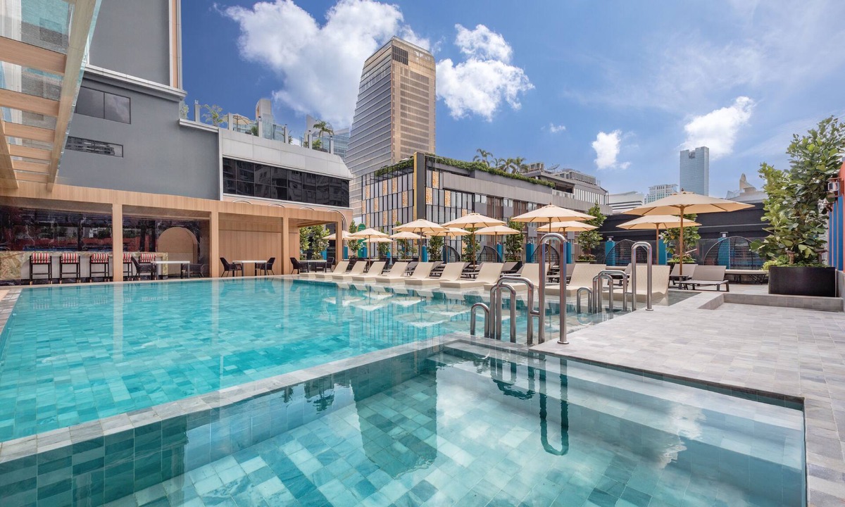 Nana Hotel | Pipa Bangkok Sukhumvit 11 by Kingston Hotels