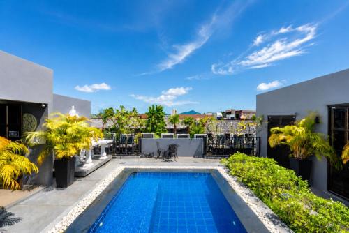 Chaweng City Center Hotel | Ploen Chaweng by Tolani