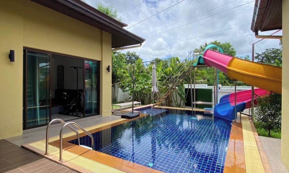 Sattahip Apartment | Pool Villa With Ergonomic Office