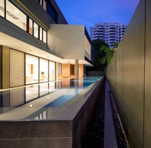 Ekkamai Villa | Premium 6BR Ekkamai Villa wITH Pool Home Theatre