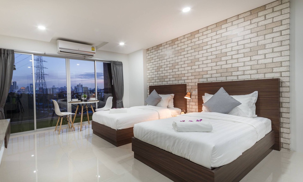 Chom Phon Hotel | Q Space Residence